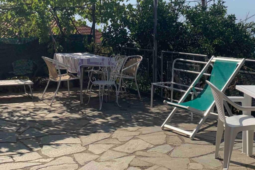 Alloggio Privato A 5 Min Dal Mare Lägenhet Borgio Verezzi Exteriör bild